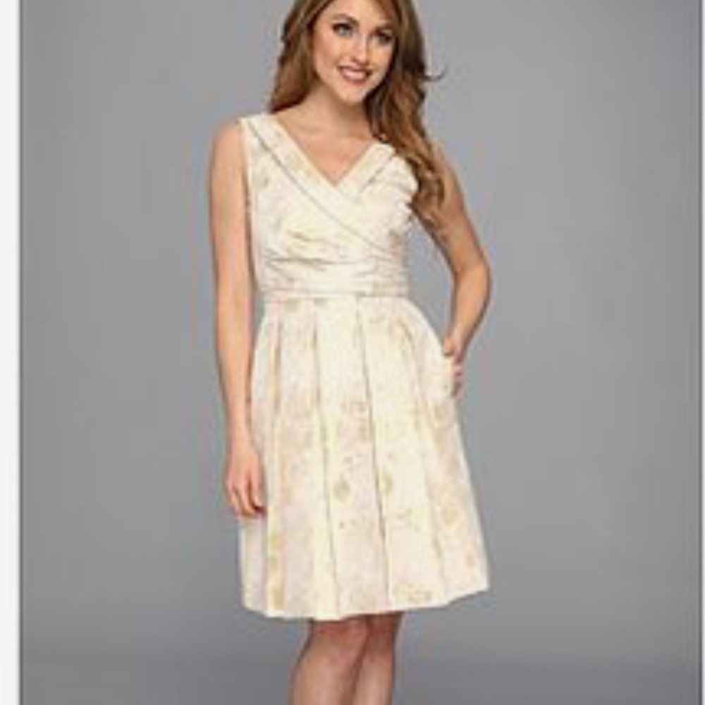 Tahari Samantha Blush light Gold Metallic Cocktail dress
